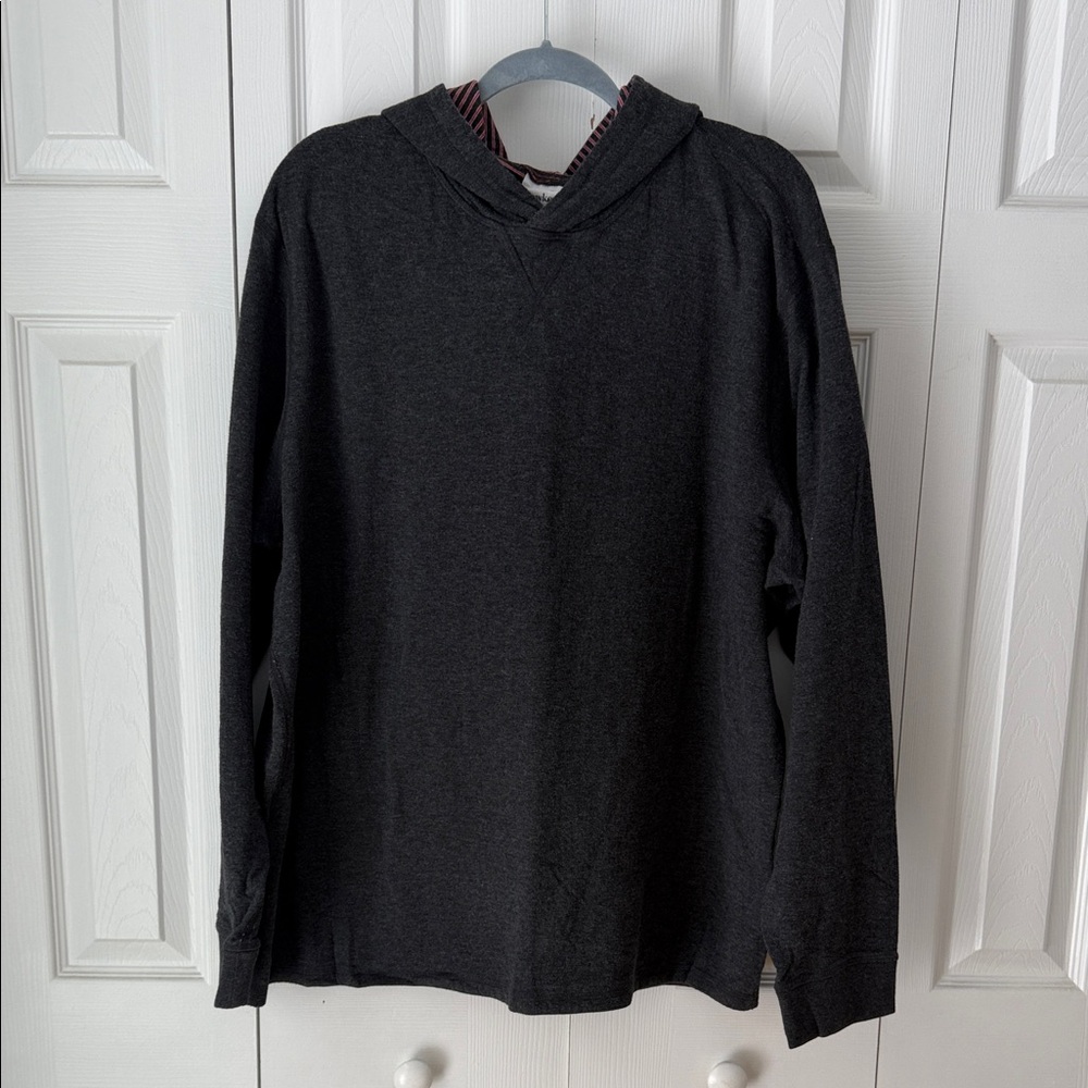 Men's Gray Hooded Sweatshirt
